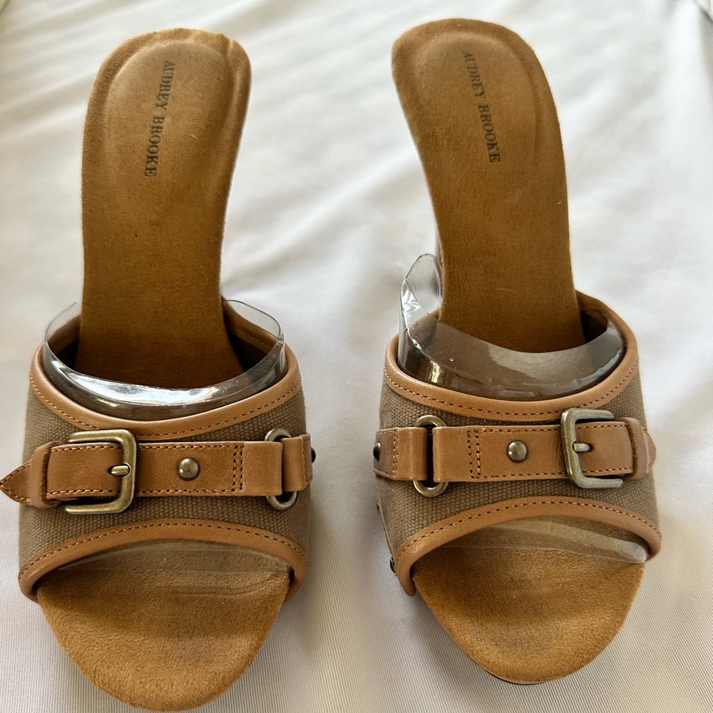 Audrey Brooke Heels Size 8